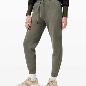 Lululemon Athletica Sage Green Joggers size 8